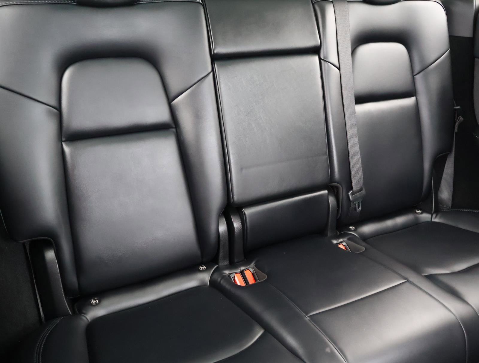 Used 2023 Tesla Model Y Performance image 19