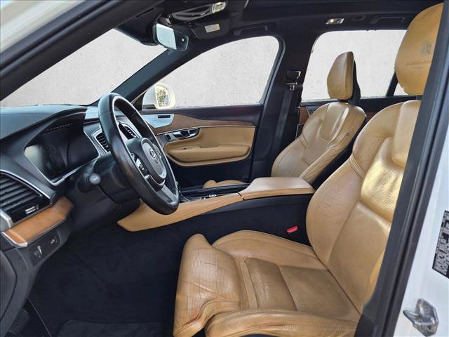 Used 2016 Volvo XC90 T6 Inscription w/ Vision Package AWD/4WD image 14