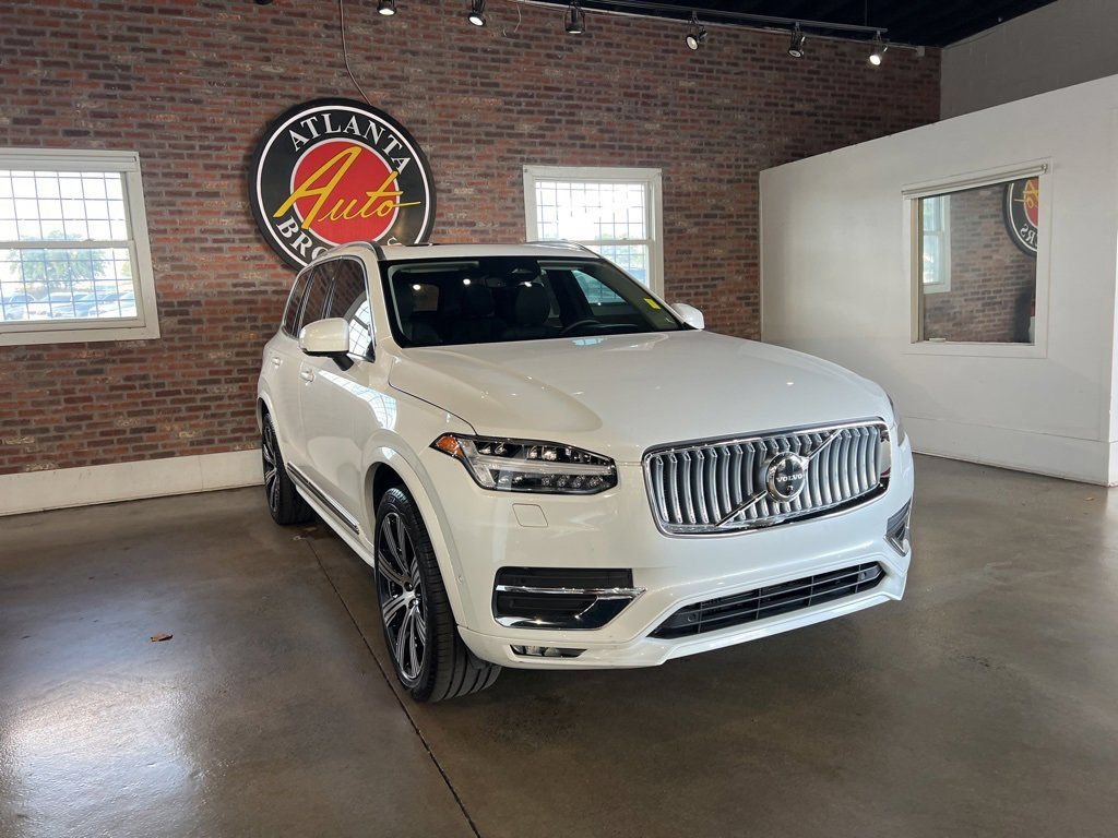 Used 2023 Volvo XC90 B6 Ultimate AWD/4WD image 14