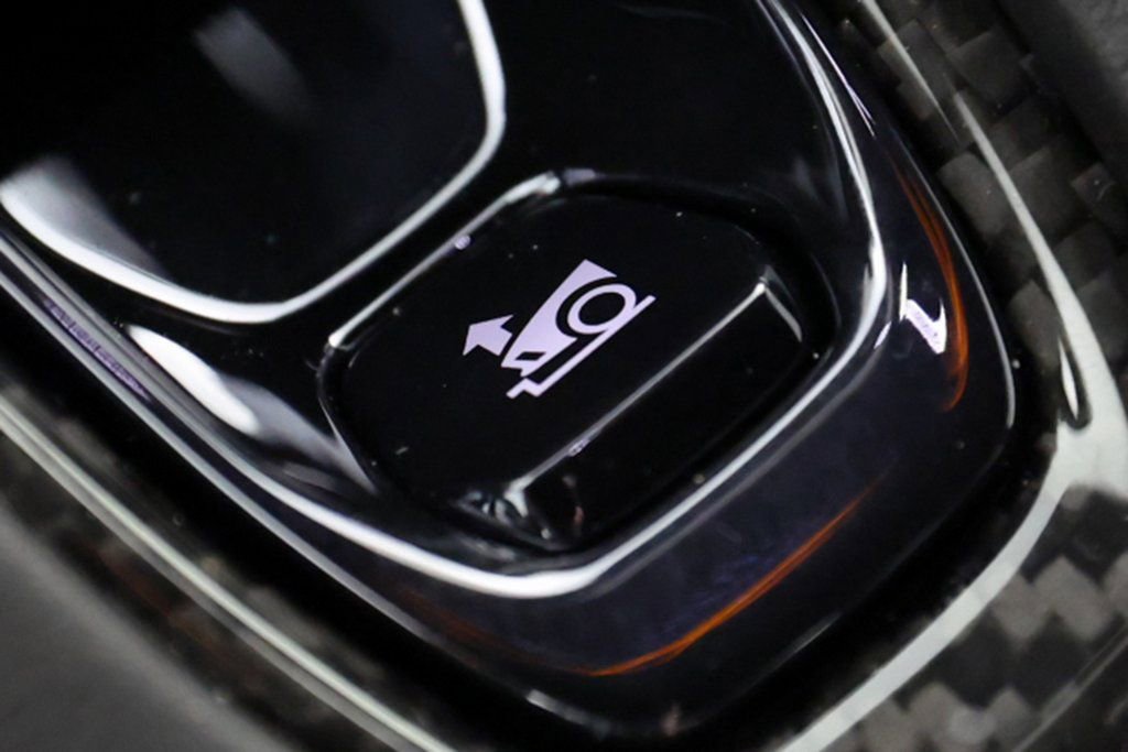 Used 2026 Chevrolet Corvette ZR1 w/ ZR1 Carbon Fiber Aero Package image 30