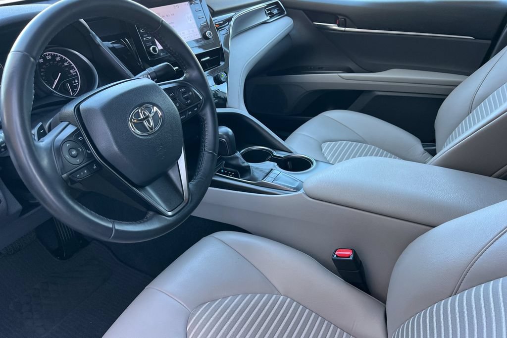 Certified 2022 Toyota Camry SE w/ Convenience Package FWD image 12