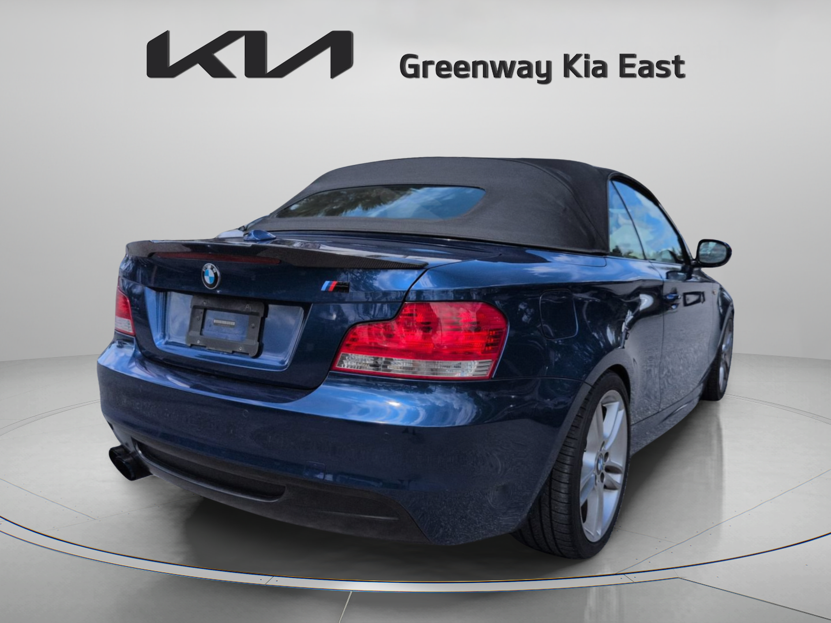 Used 2011 BMW 135i Convertible w/ Premium Pkg RWD image 6