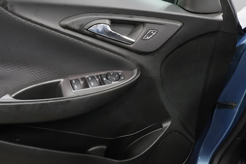 Used 2025 Chevrolet Malibu LT image 22