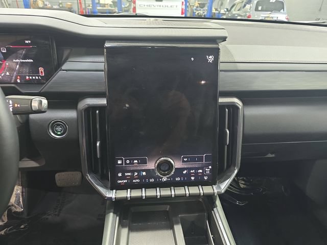 Used 2024 GMC Acadia AT4 w/ Luxury Package AWD/4WD image 25