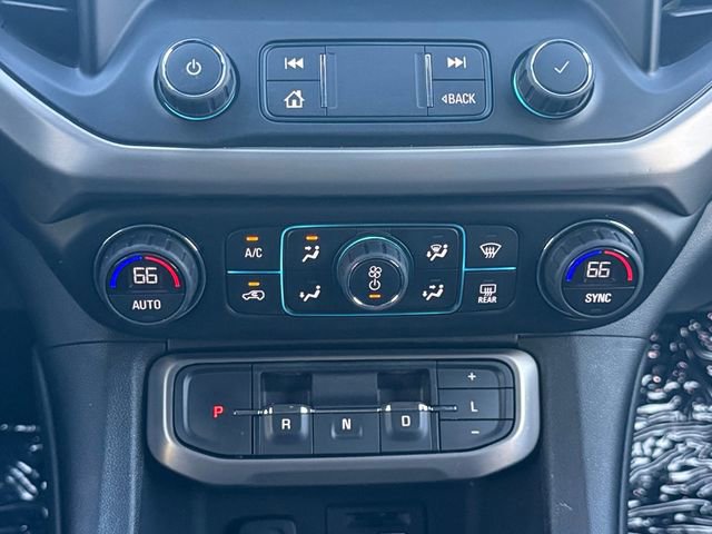 Used 2021 GMC Acadia Denali w/ Denali Technology Package FWD image 4