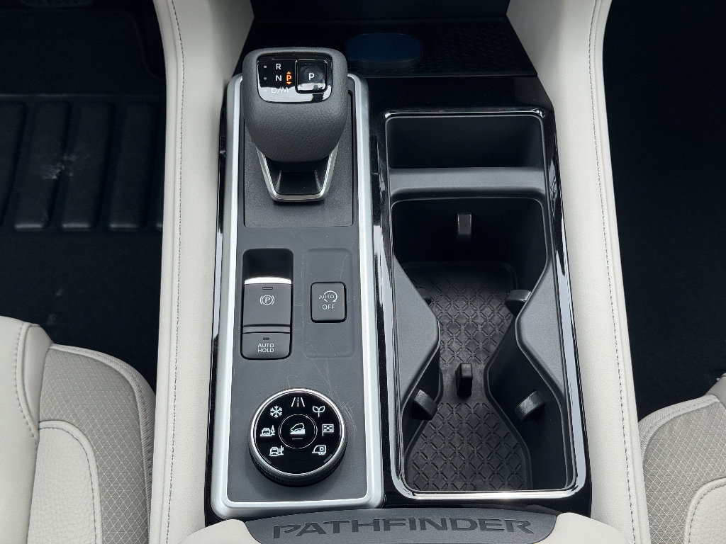 New 2026 Nissan Pathfinder SL AWD/4WD image 12