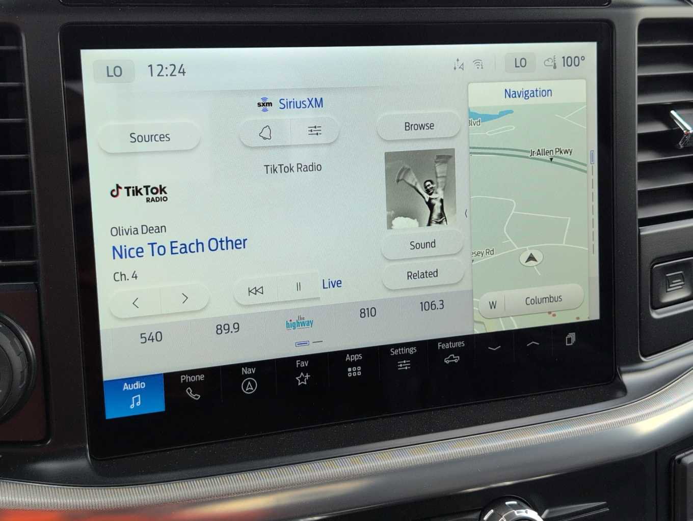 New 2025 Ford F150 Lariat w/ Equipment Group 502A High image 19