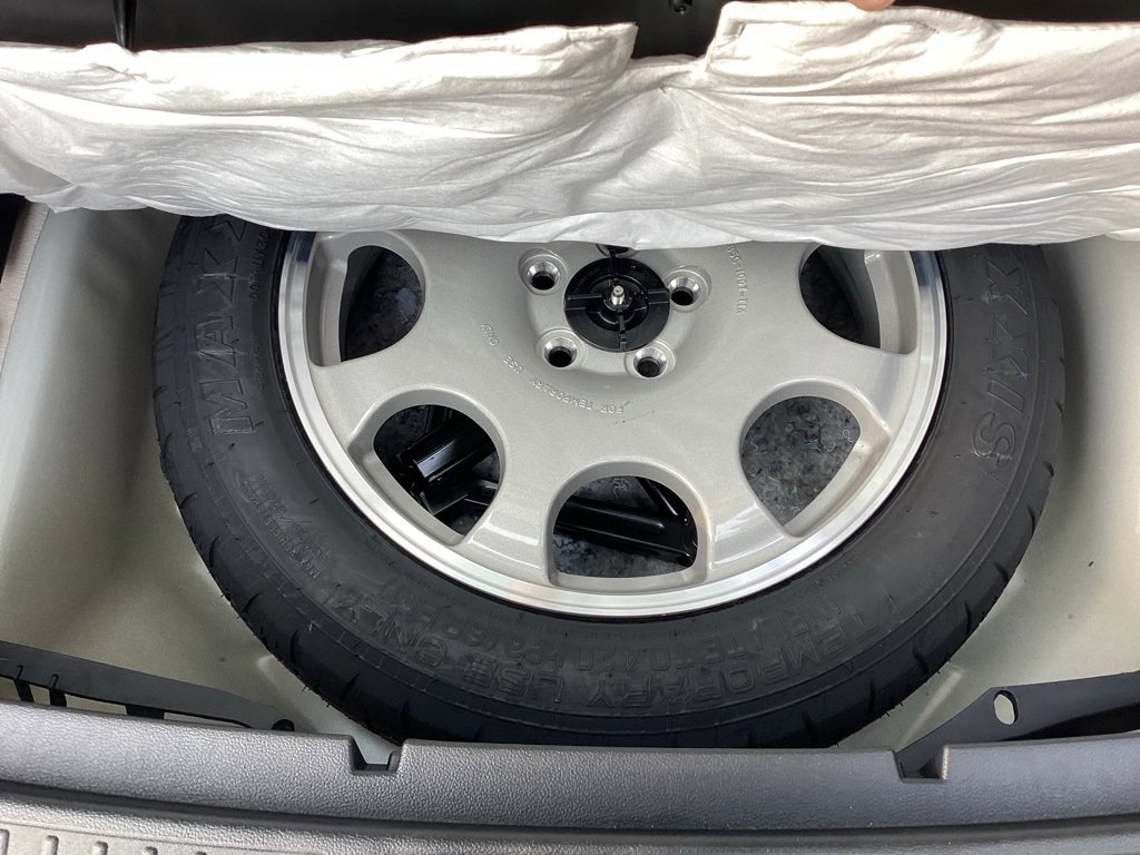 Used 2025 Ford Explorer Active w/ Active Comfort Package image 16