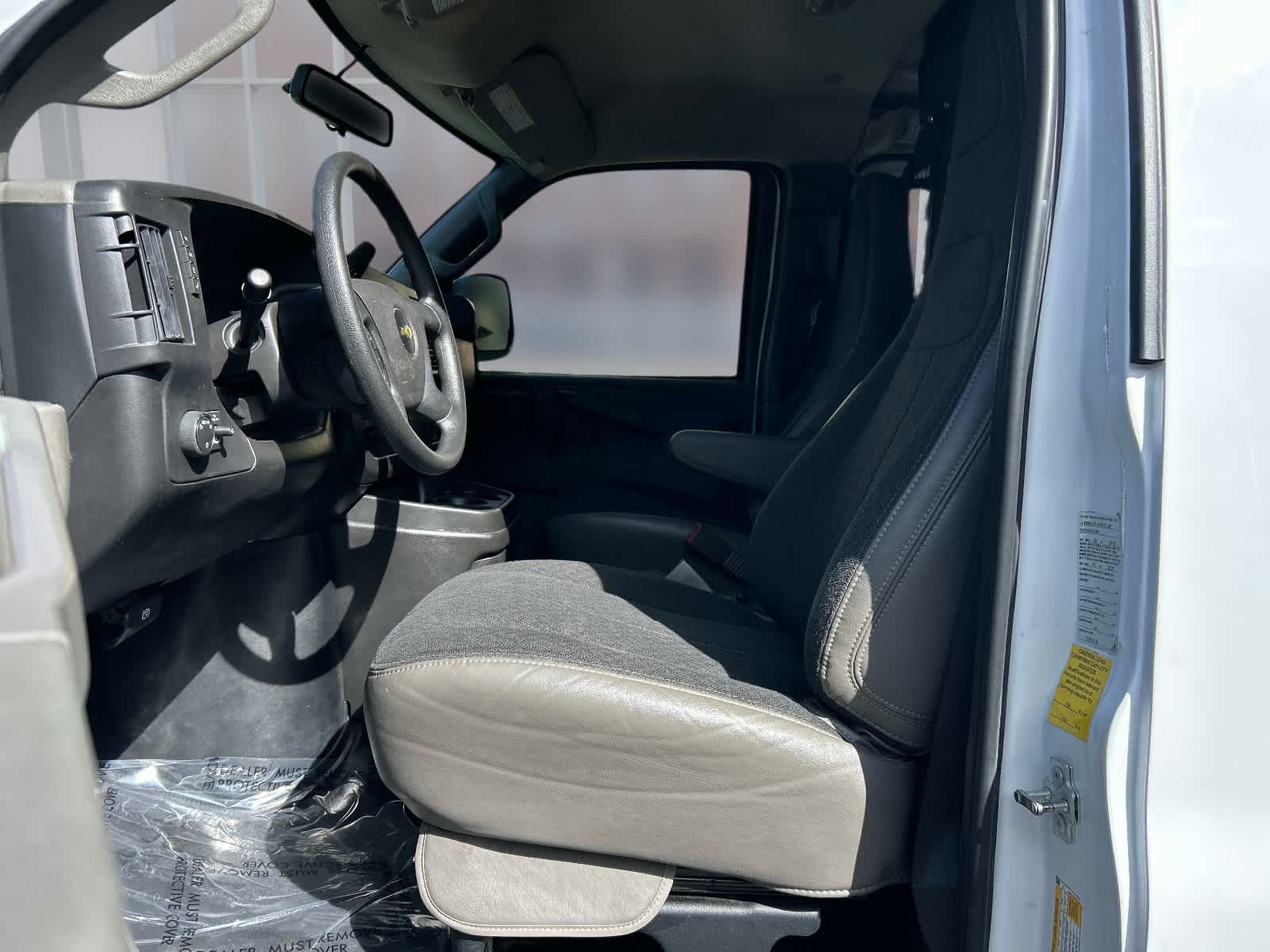 Used 2025 Chevrolet Express 2500 w/ Driver Convenience Package RWD image 19
