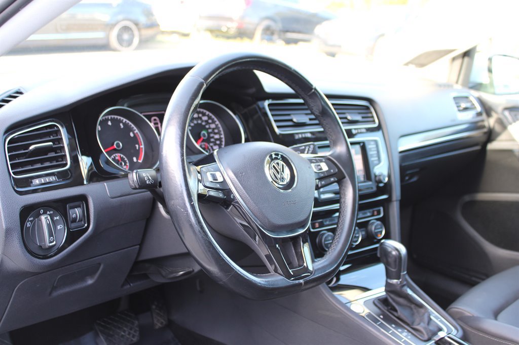 Used 2015 Volkswagen Golf SEL FWD image 15
