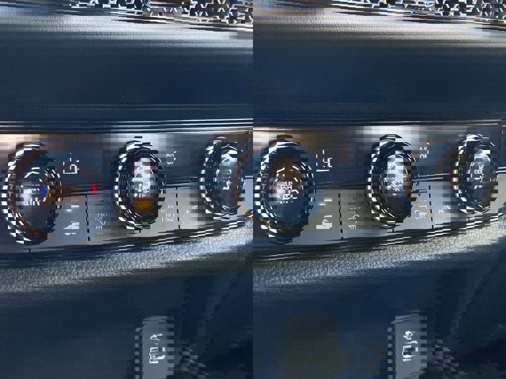 Used 2025 Honda HR-V Sport image 24