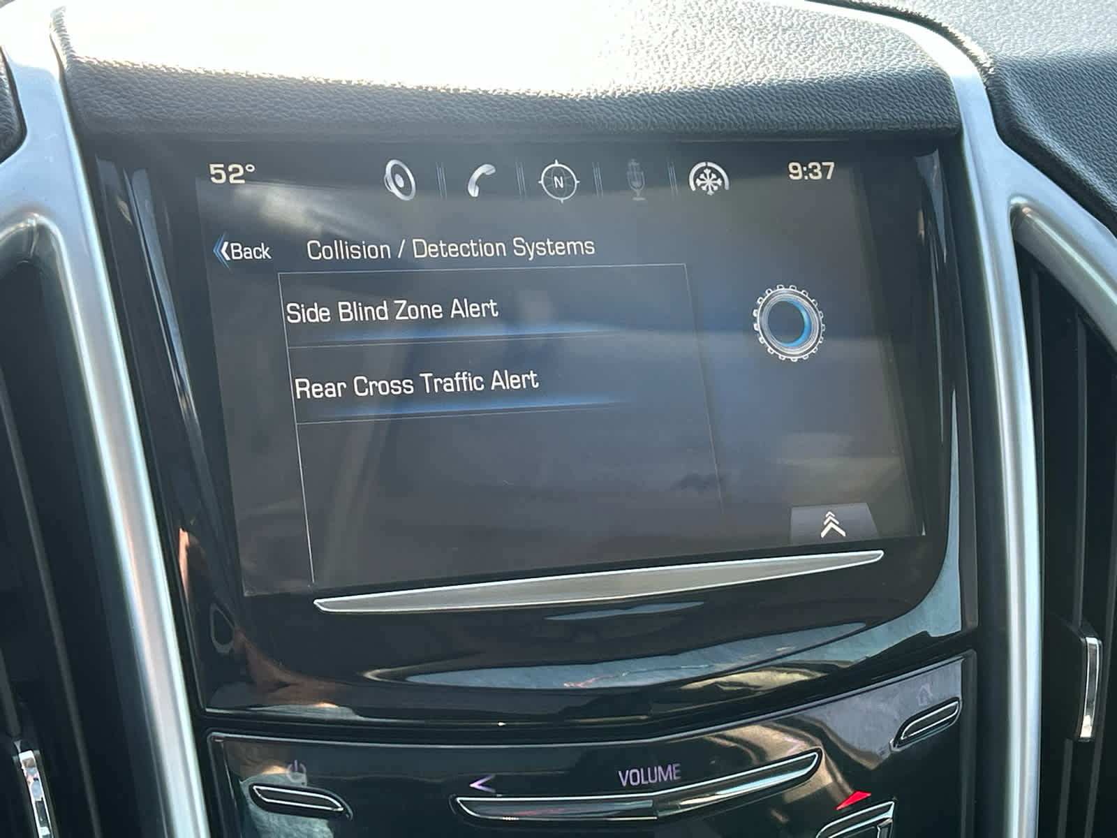 Used 2014 Cadillac SRX Luxury image 36