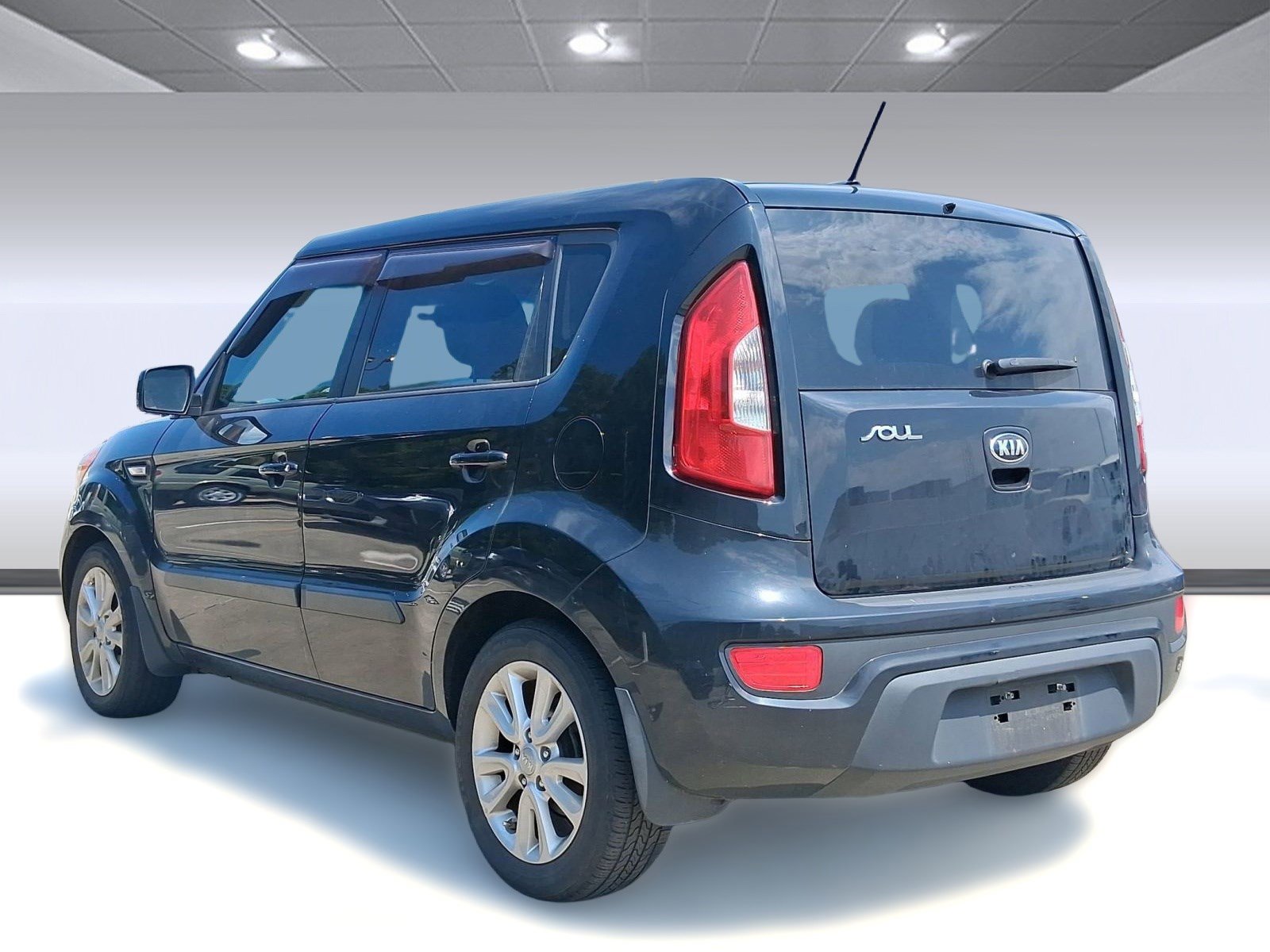 Used 2013 Kia Soul image 3
