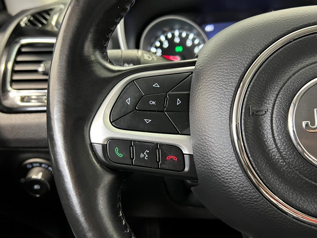 Certified 2021 Jeep Compass Latitude w/ Sun and Sound Group image 36