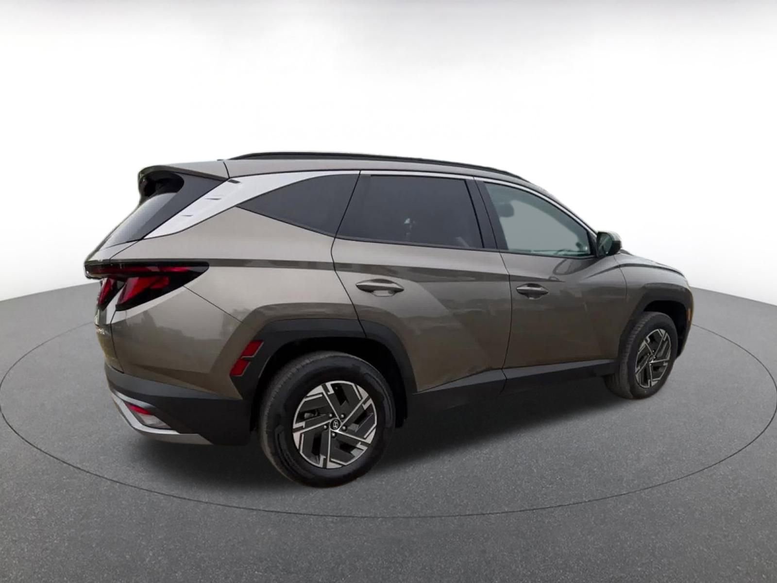 Used 2025 Hyundai Tucson Blue image 15