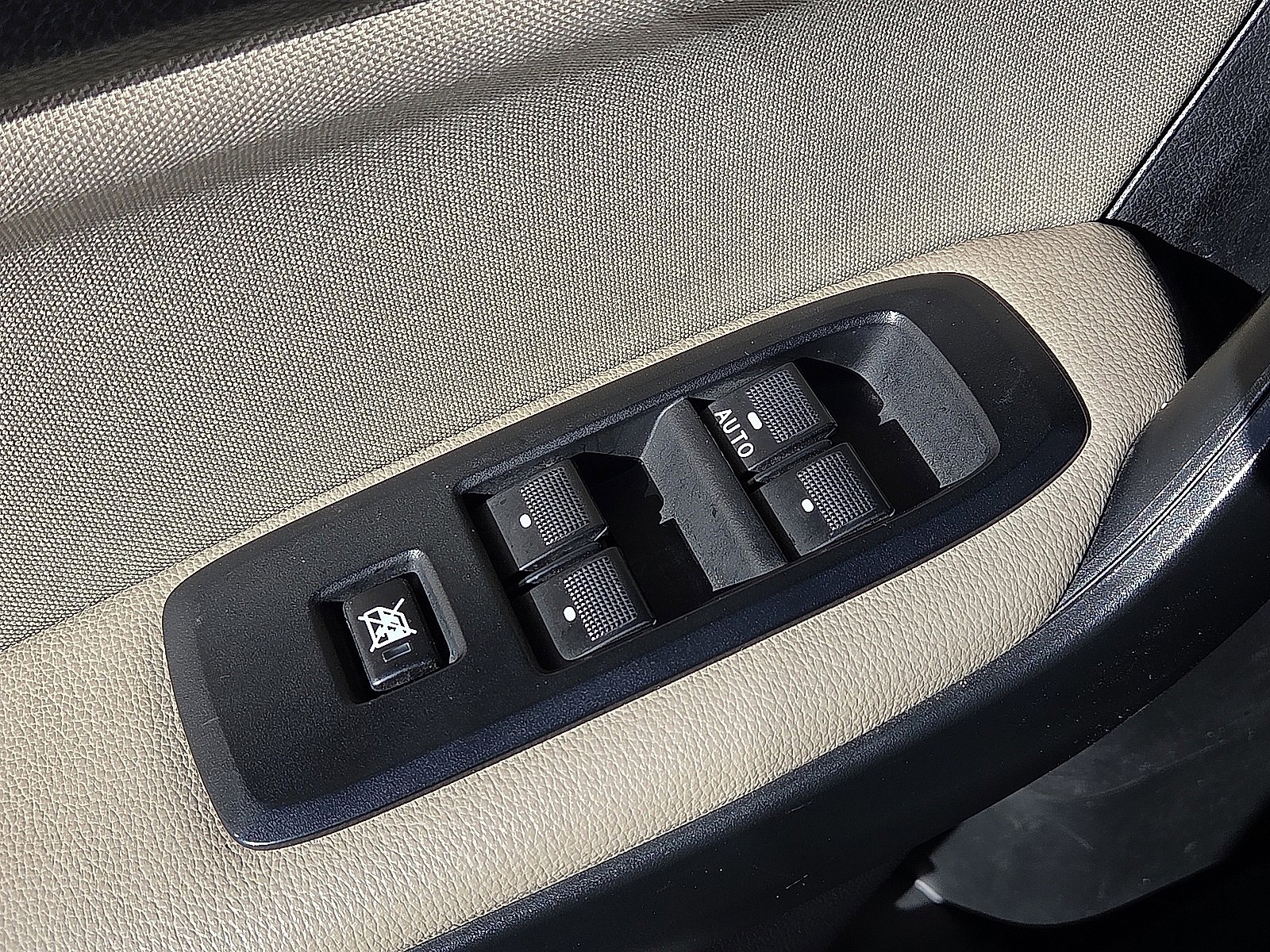 Used 2022 Ford Ranger XLT w/ Equipment Group 302A High image 13