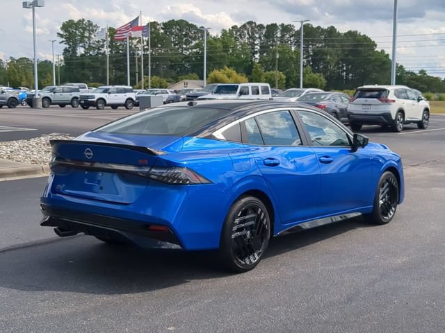 New 2026 Nissan Sentra SR w/ SR Premium Package FWD image 3