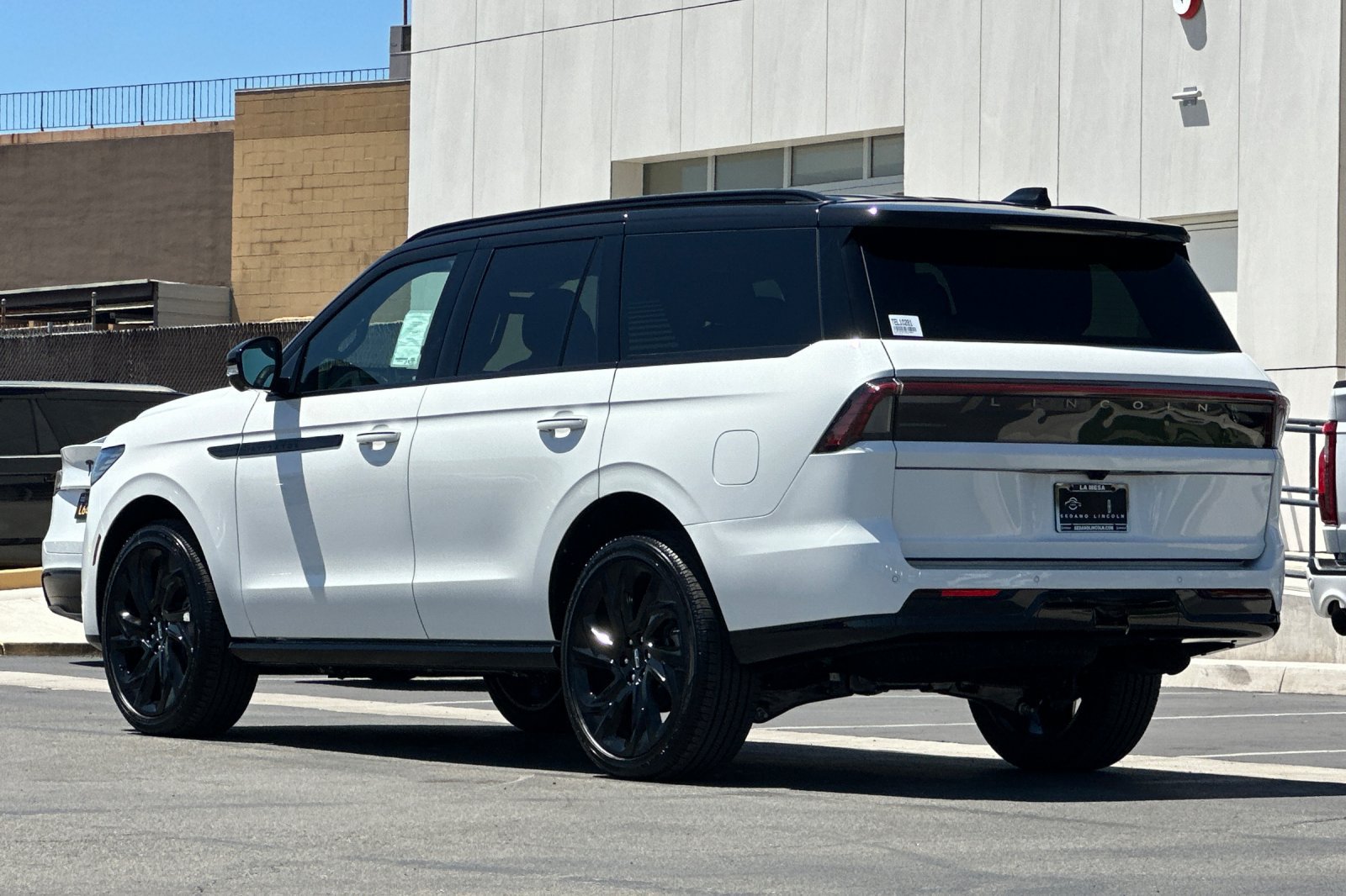 New 2026 Lincoln Navigator Black Label AWD/4WD image 5