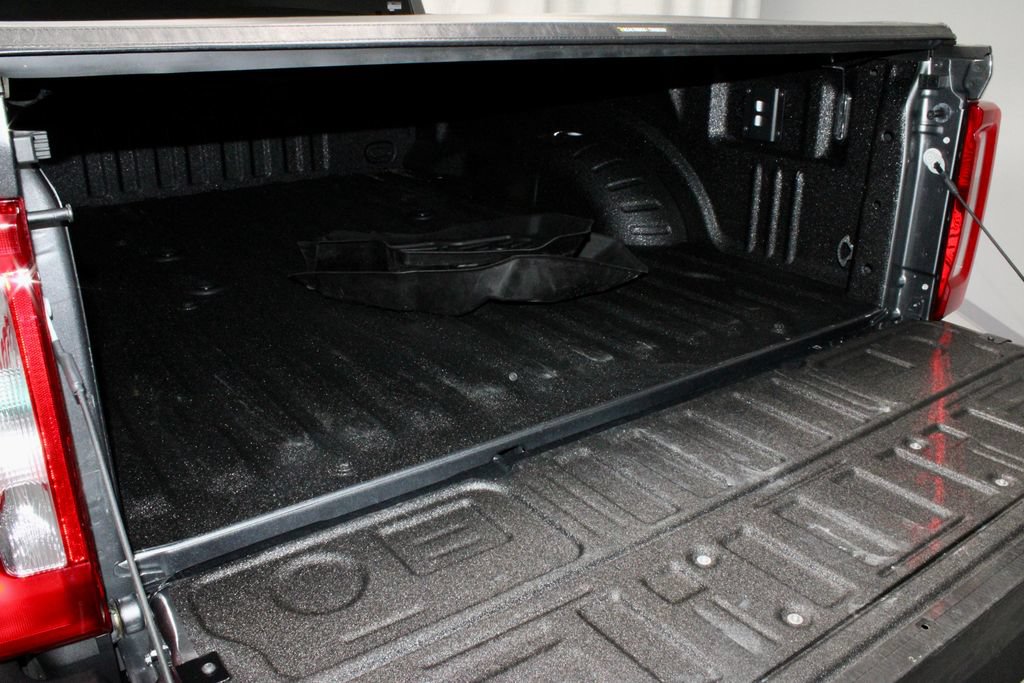 Certified 2025 Ford F250 XL AWD/4WD image 15