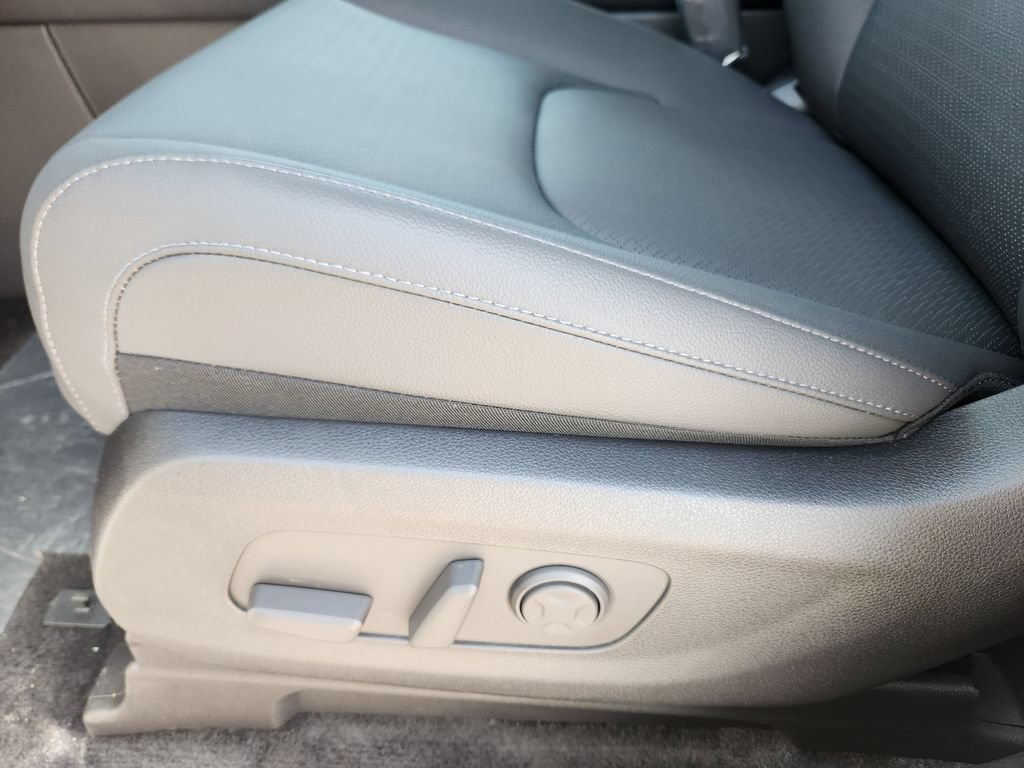 New 2026 Kia Carnival SX Prestige FWD image 9