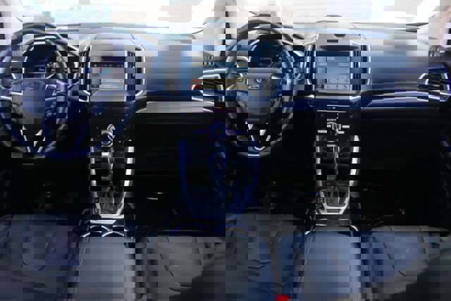 Used 2018 Ford Edge Titanium w/ Equipment Group 301A image 12