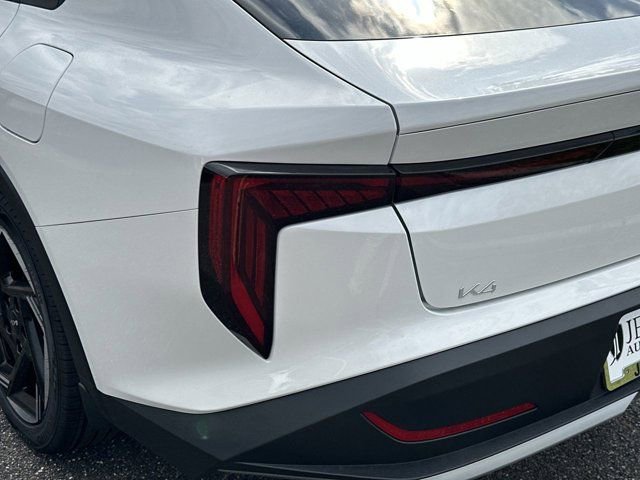 New 2025 Kia K4 GT-Line Turbo FWD image 7