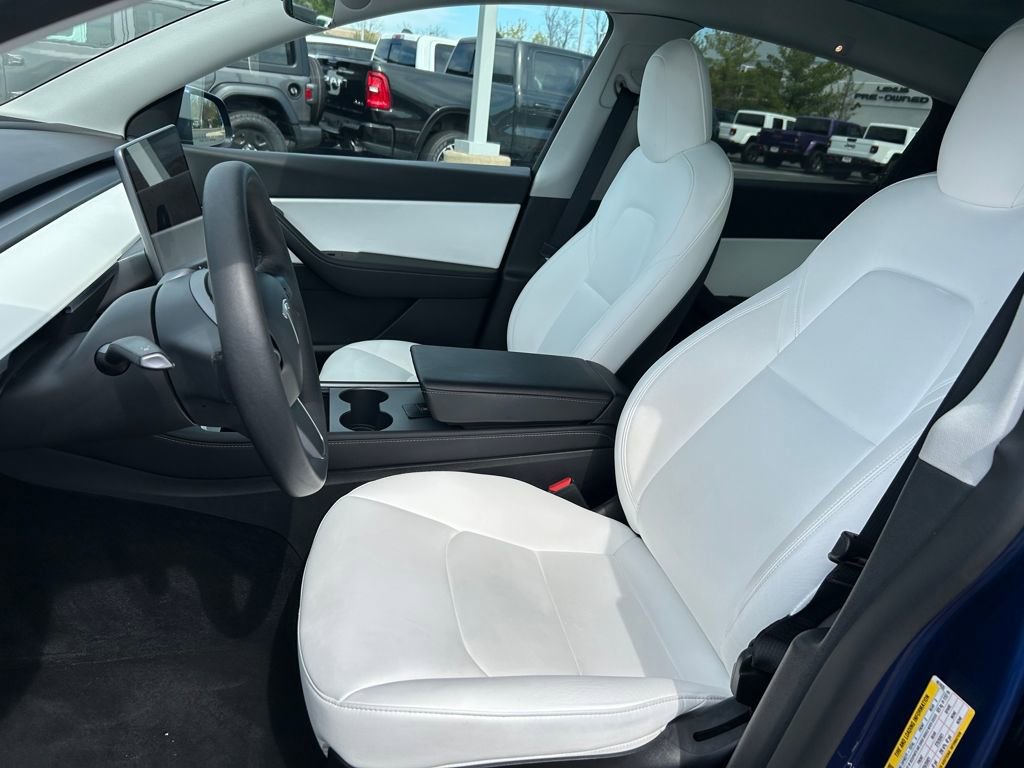 Used 2022 Tesla Model Y Performance image 19