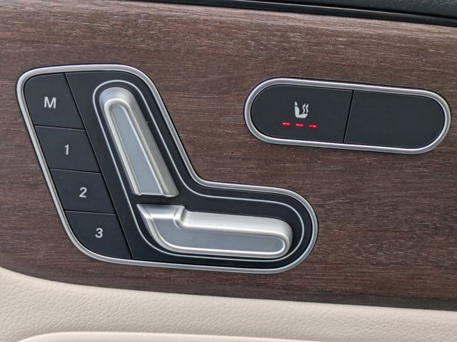 Used 2020 Mercedes-Benz GLB 250 4MATIC image 18