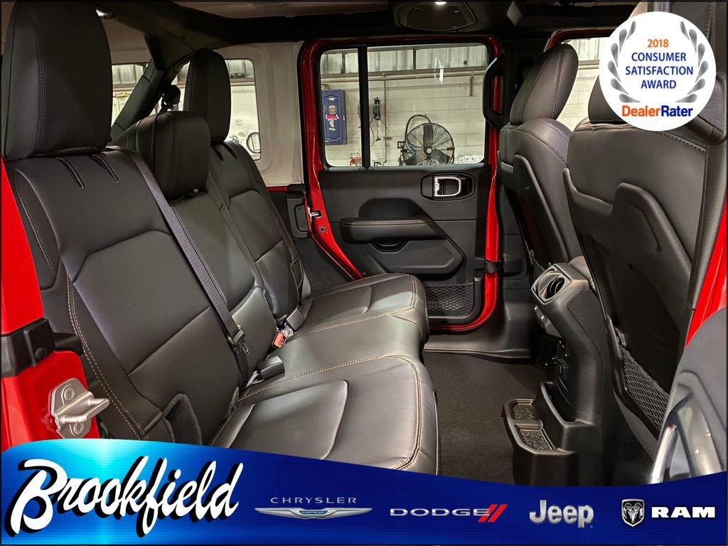 New 2025 Jeep Wrangler Sahara image 20