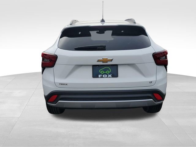 Certified 2024 Chevrolet Trax LT w/ Driver Confidence Package image 4
