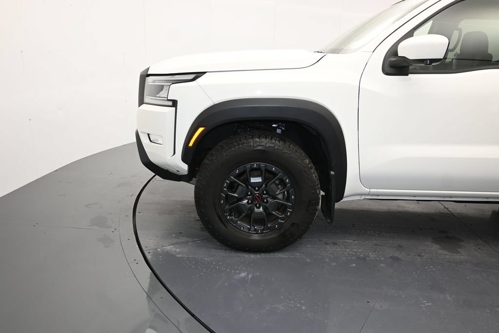 Certified 2024 Nissan Frontier PRO-4X w/ Pro Premium Package AWD/4WD image 9