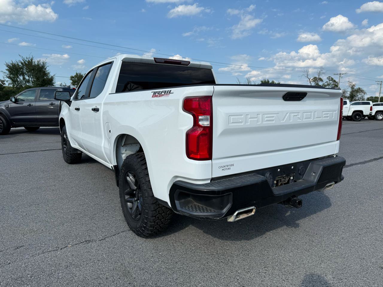 Used 2020 Chevrolet Silverado 1500 LT Trail Boss w/ Convenience Package AWD/4WD image 4