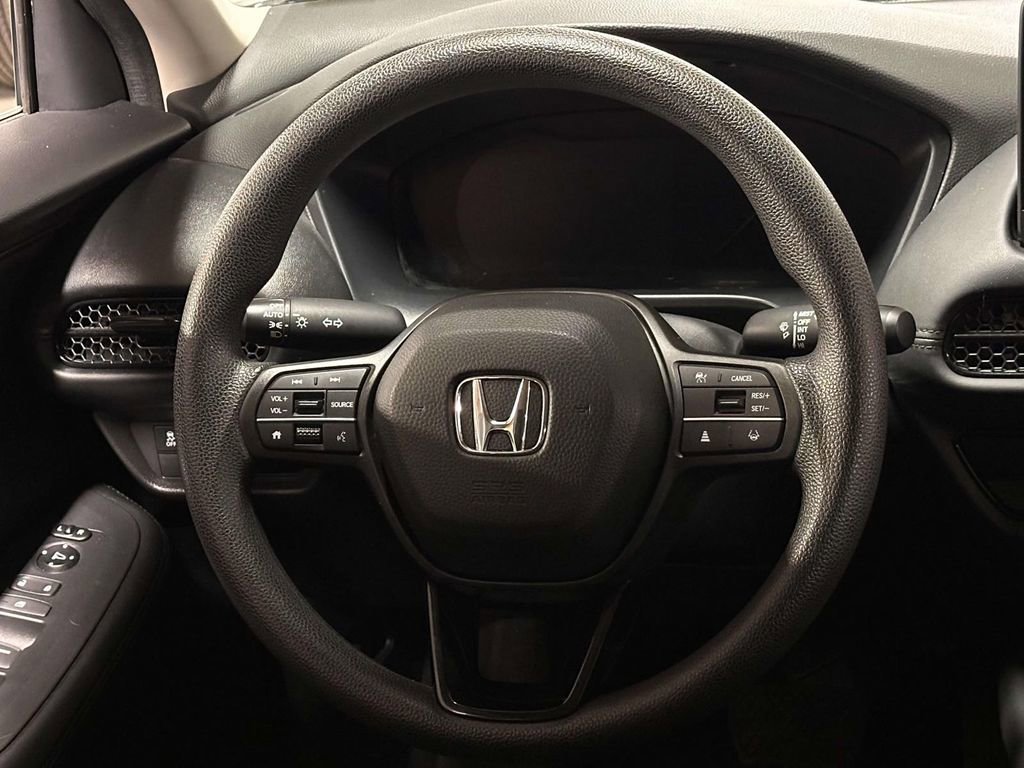 Used 2023 Honda HR-V LX image 16
