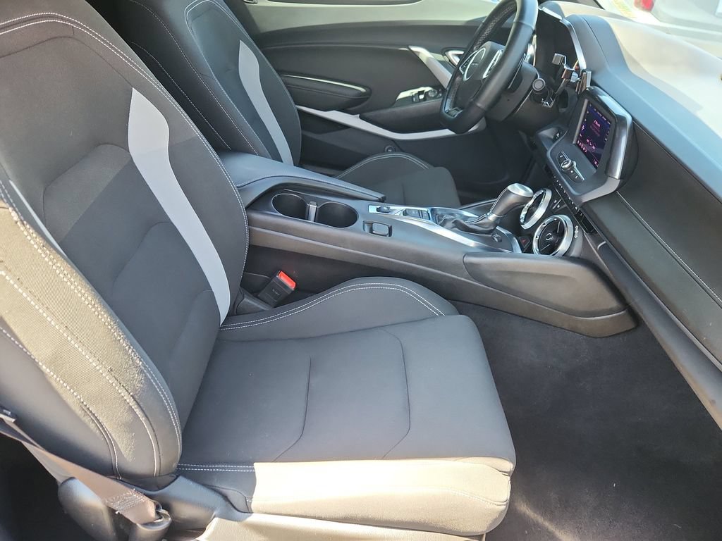 Used 2023 Chevrolet Camaro LT RWD image 13