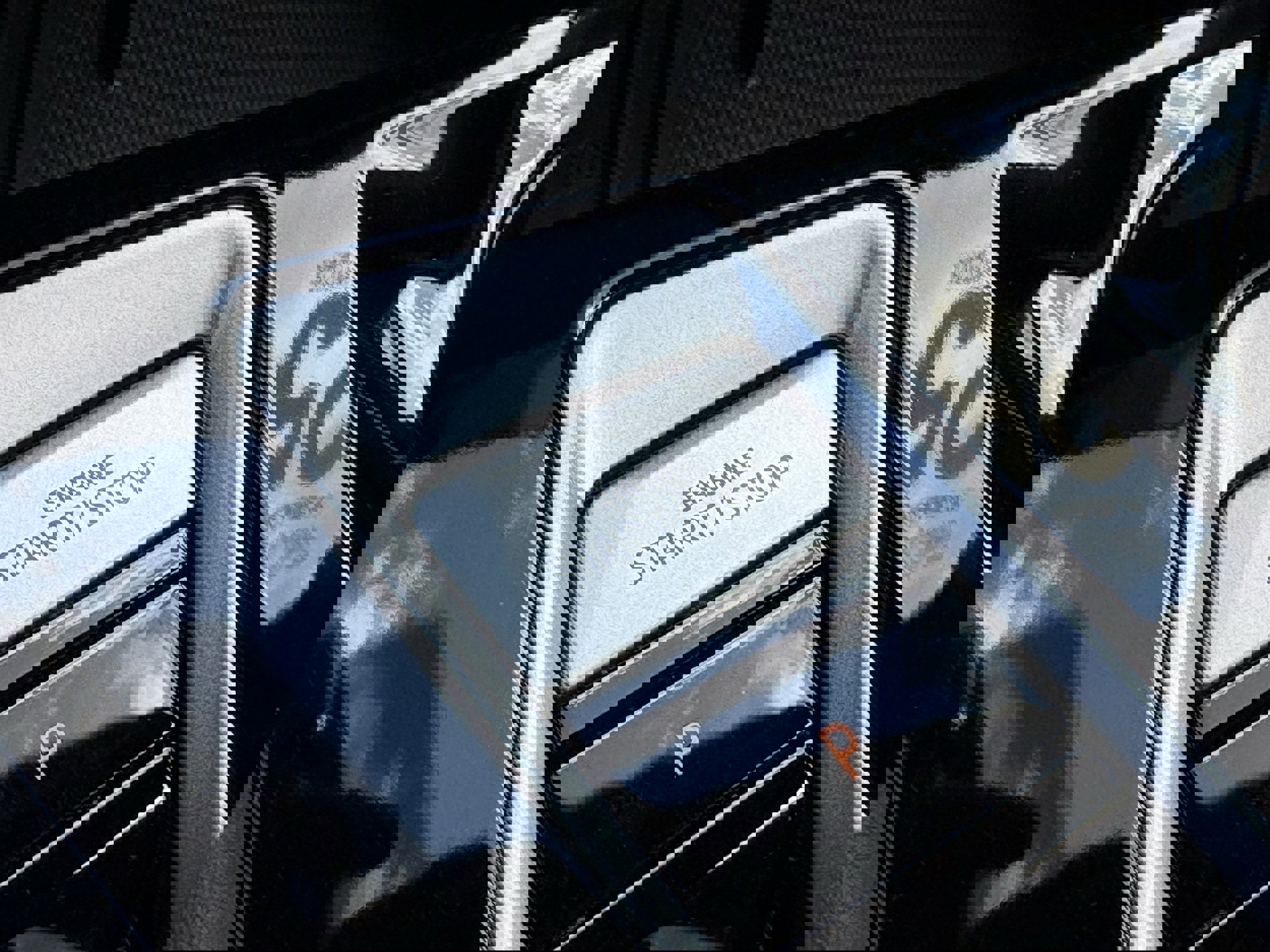 Used 2025 Volkswagen Atlas Cross Sport SEL R-Line image 18