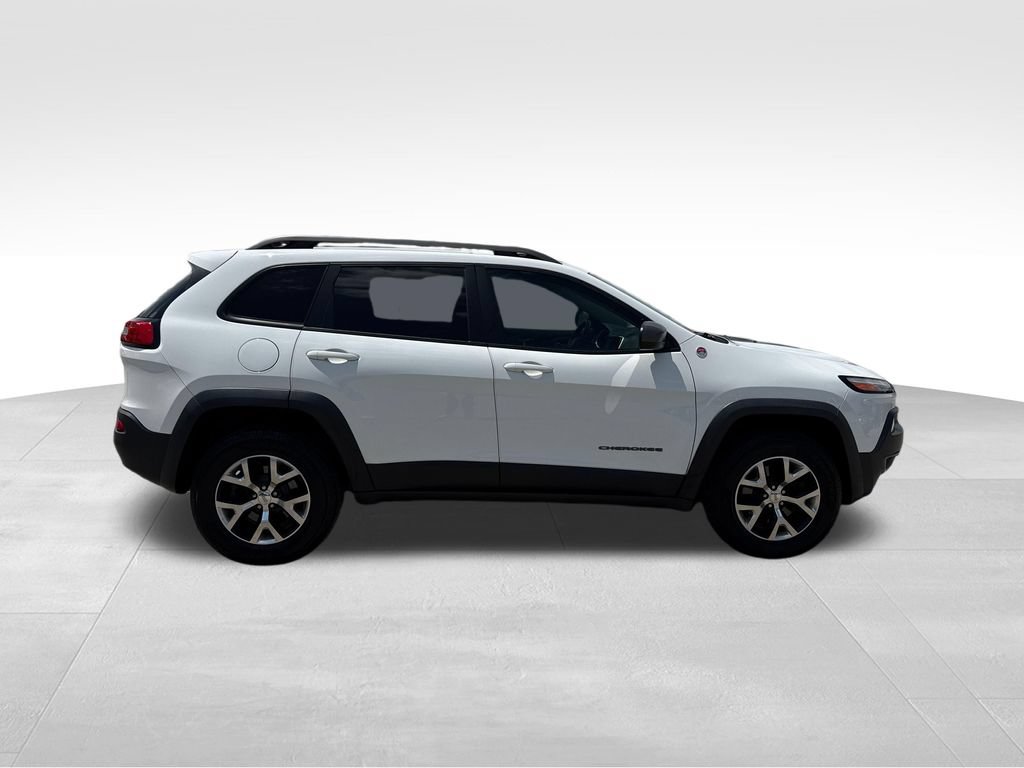Used 2015 Jeep Cherokee Trailhawk w/ Leather Interior Group AWD/4WD image 7