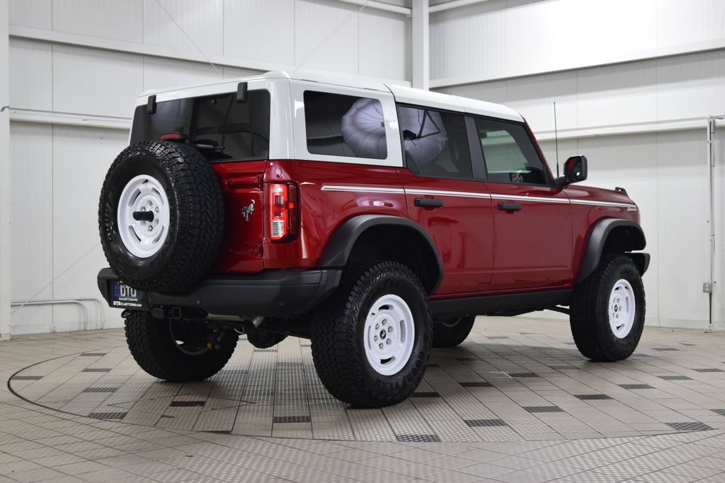 Used 2025 Ford Bronco Heritage Edition AWD/4WD image 8