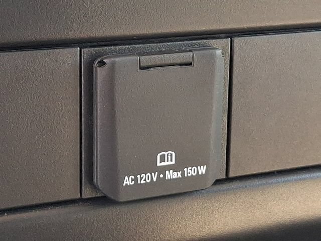 Used 2026 Chevrolet Express 3500 w/ Driver Convenience Package RWD image 18