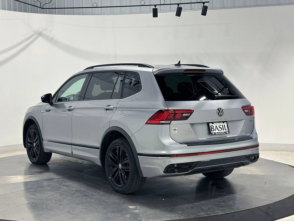 Used 2022 Volkswagen Tiguan SE R-Line AWD/4WD image 13