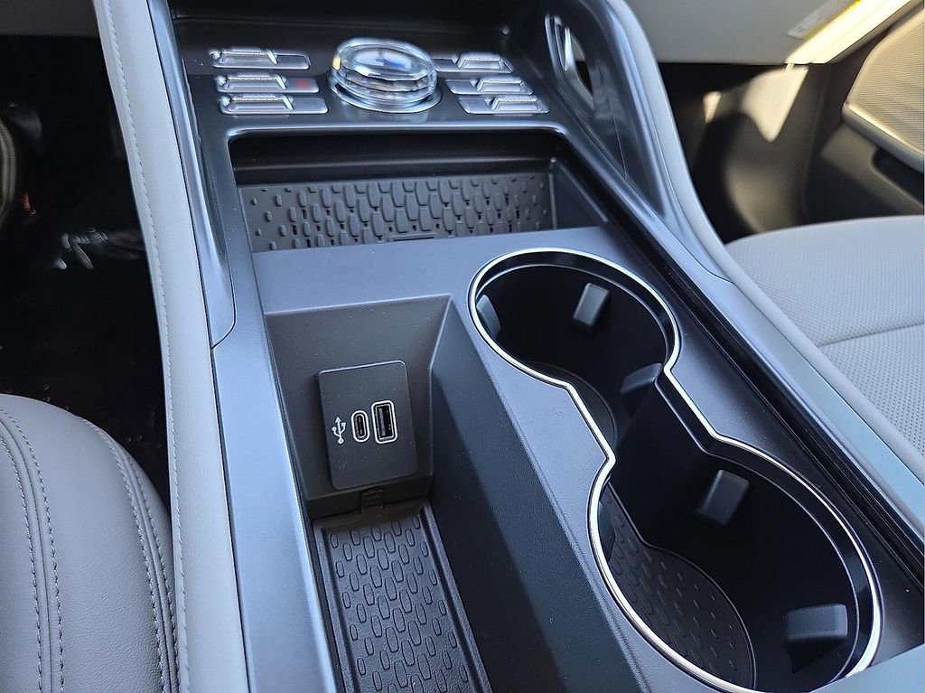 New 2026 Lincoln Nautilus Premier AWD/4WD image 20