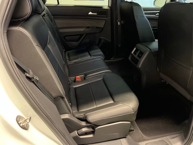 Used 2021 Volkswagen Atlas Cross Sport SEL FWD image 13