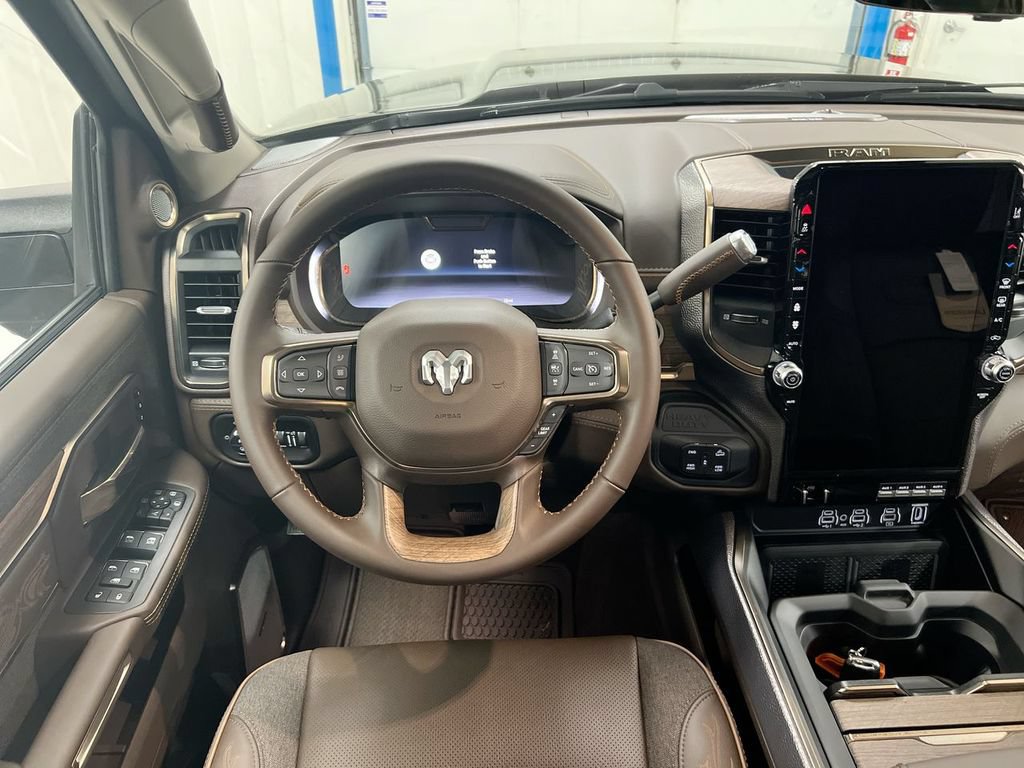 Used 2026 RAM 2500 Limited AWD/4WD image 11