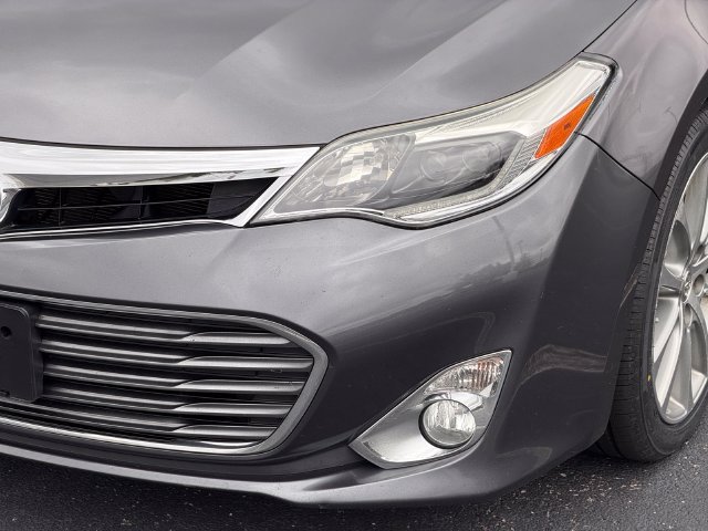 Used 2014 Toyota Avalon Limited FWD image 10