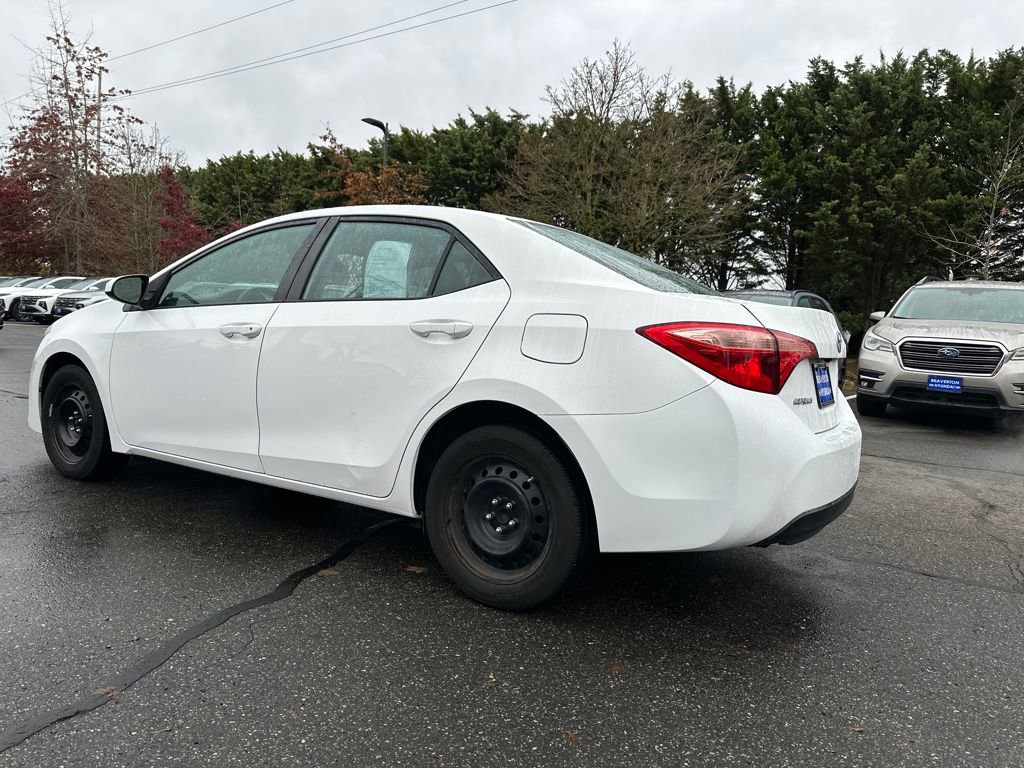 Used 2019 Toyota Corolla LE image 4