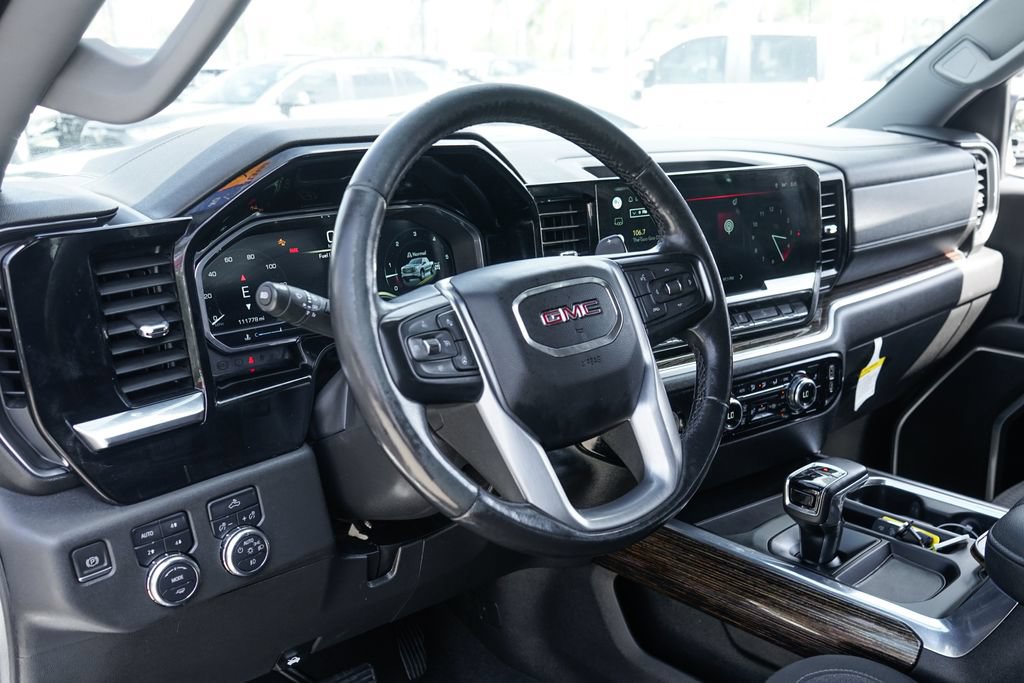 Used 2022 GMC Sierra 1500 Elevation w/ X31 Off-Road Package AWD/4WD image 18