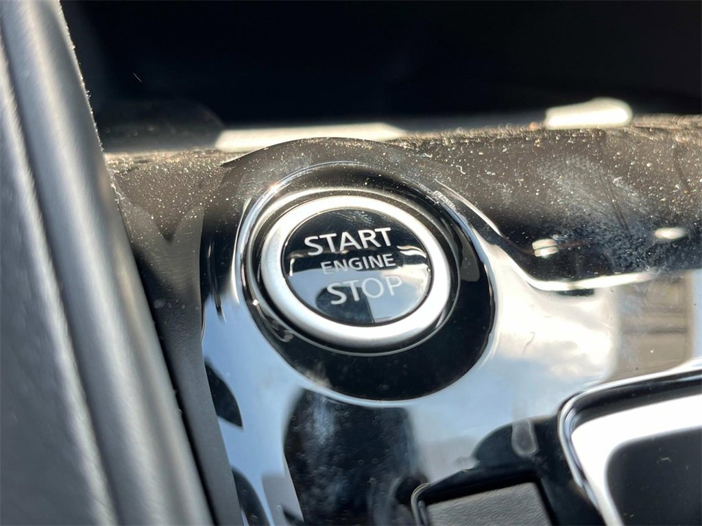 New 2025 Nissan Versa SV w/ Trunk Package image 26