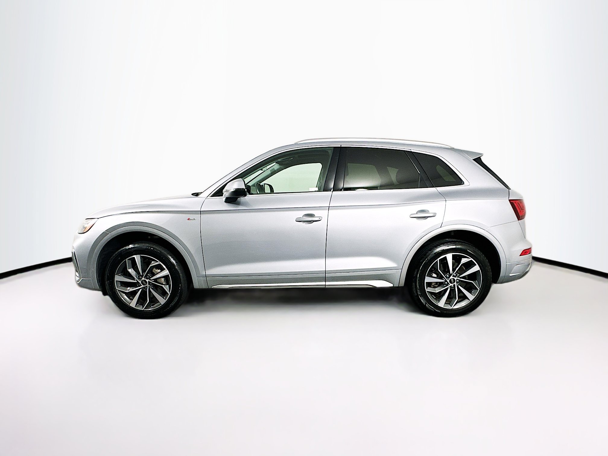 Used 2024 Audi Q5 2.0T Premium Plus AWD/4WD image 4