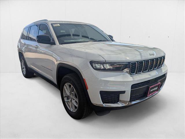 New 2025 Jeep Grand Cherokee L Laredo w/ Luxury Tech Group I image 14