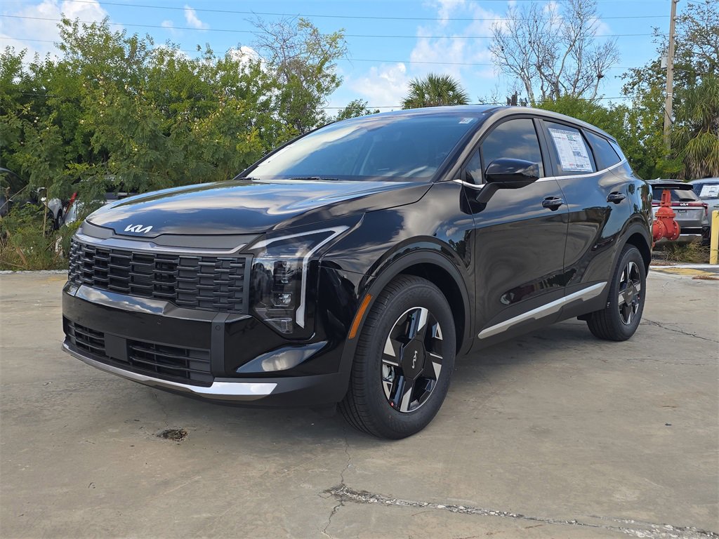 New 2026 Kia Sportage LX image 4