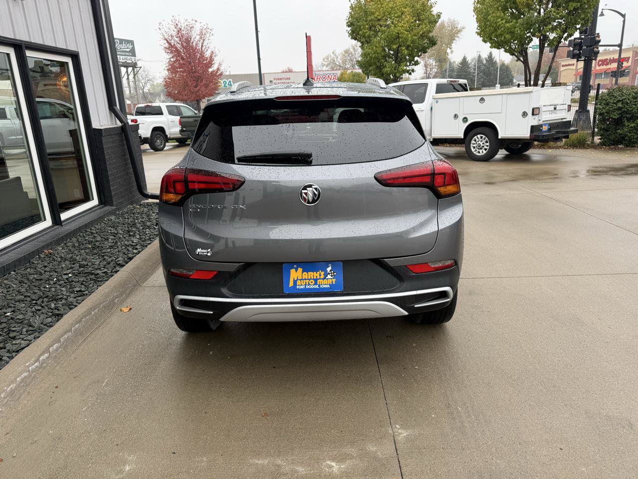 Used 2022 Buick Encore GX Select AWD/4WD image 5